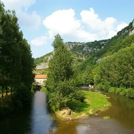 Quercy Stone